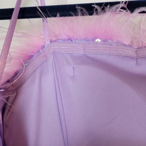 NWT Emerald Sundae Juniors Sequined Strapless Feather-Trim Gown in Lilac - Picture 9 of 12